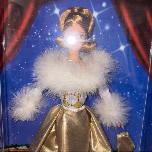 Barbie Golden Waltz Doll Special Edition 1998 Mattel No. 22976 - Picture 3 of 14